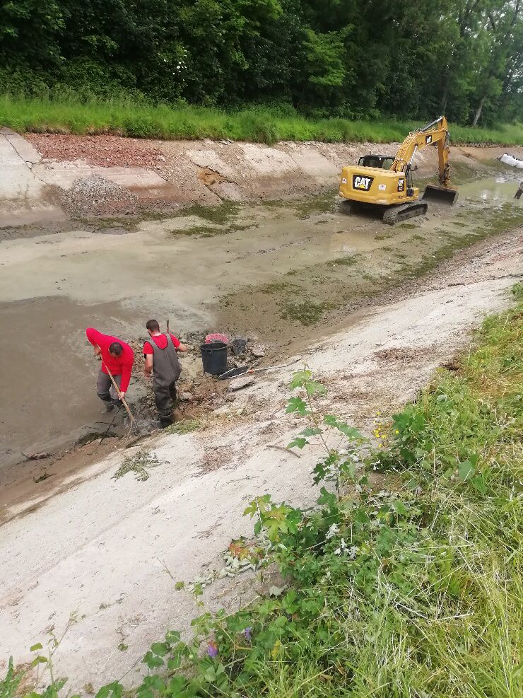 Travaux sur la brêche du bief de Briennon - Artaix